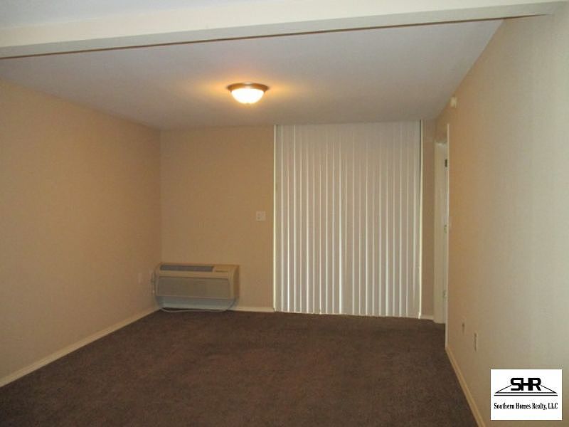 1st image of 201 Stillman St #206