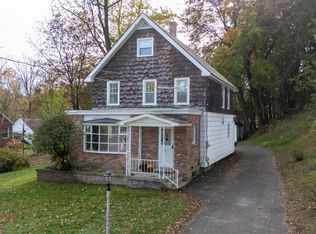 21 McCormack Rd, Slingerlands, NY 12159