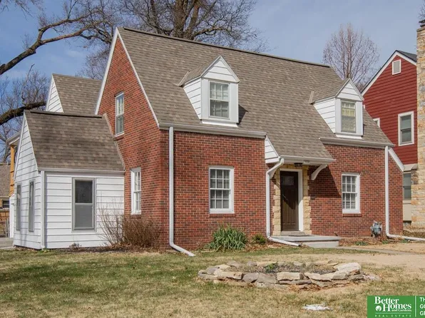 2002 N 55th St, Omaha, NE 68104