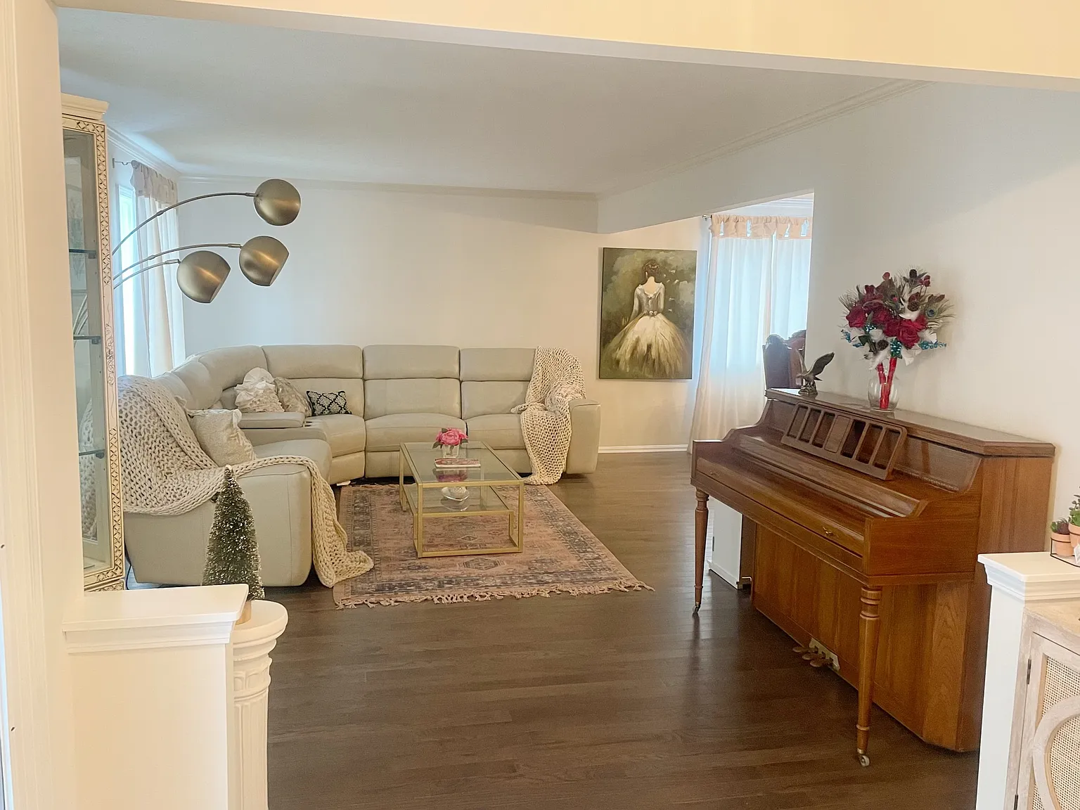 3 bed, 4000 sqft, $2,600 — Photo 4