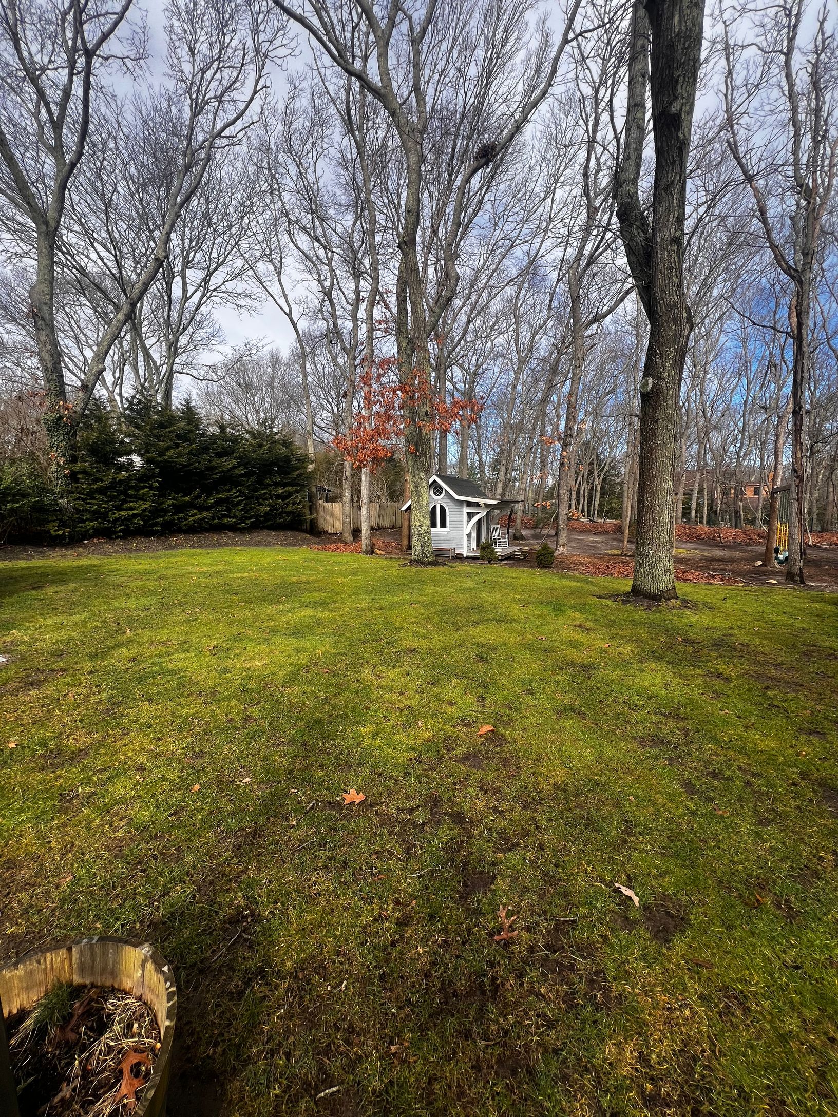 51 Raynor Rd, Southampton, NY 11968 Out East