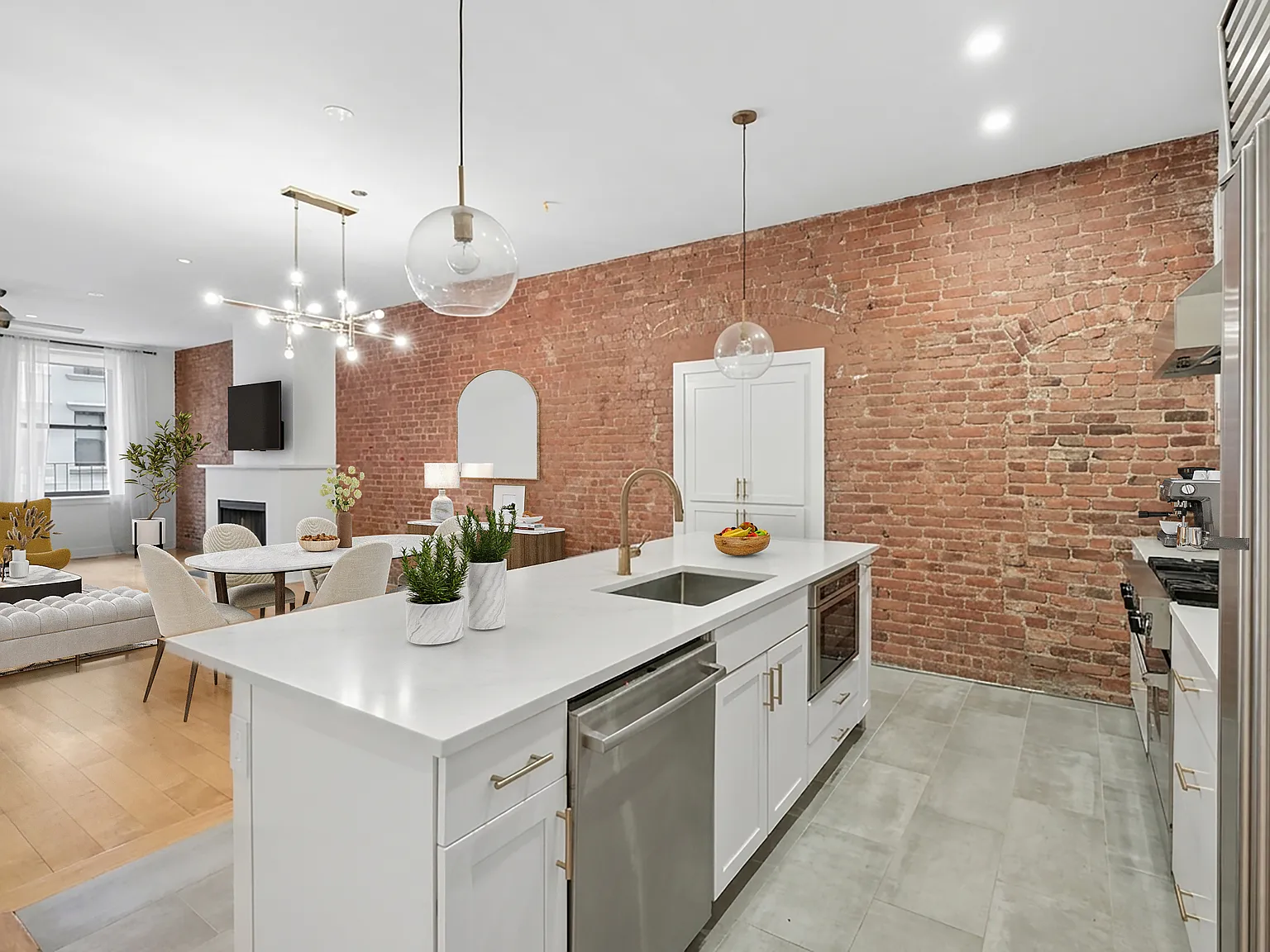 22 Warren Street — Photo 3