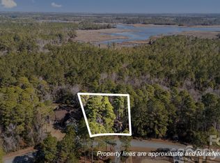 2067 Royal Pines Dr, New Bern, NC 28560