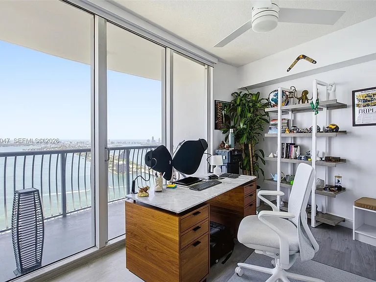 1750 N Bayshore Dr #4801 — Photo 39