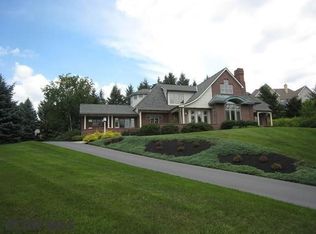 888 Greenbriar Dr, State College, PA 16801