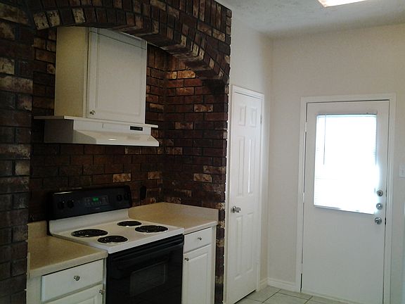 4th image of 14423 Golden Pond Dr