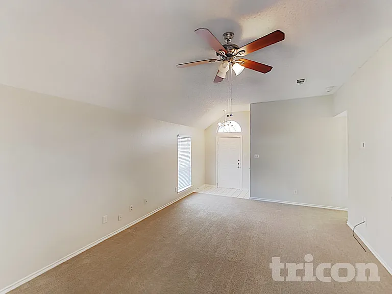 1415 Develon Dr — Photo 3