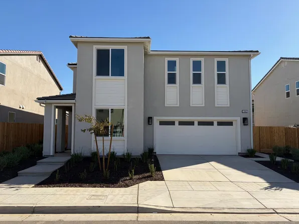 2883 E Veranda Dr, Fresno, CA 93730