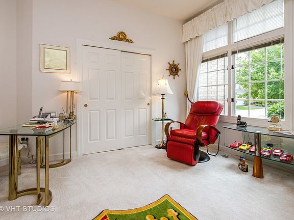 5th image of 8 Spyglass Ct