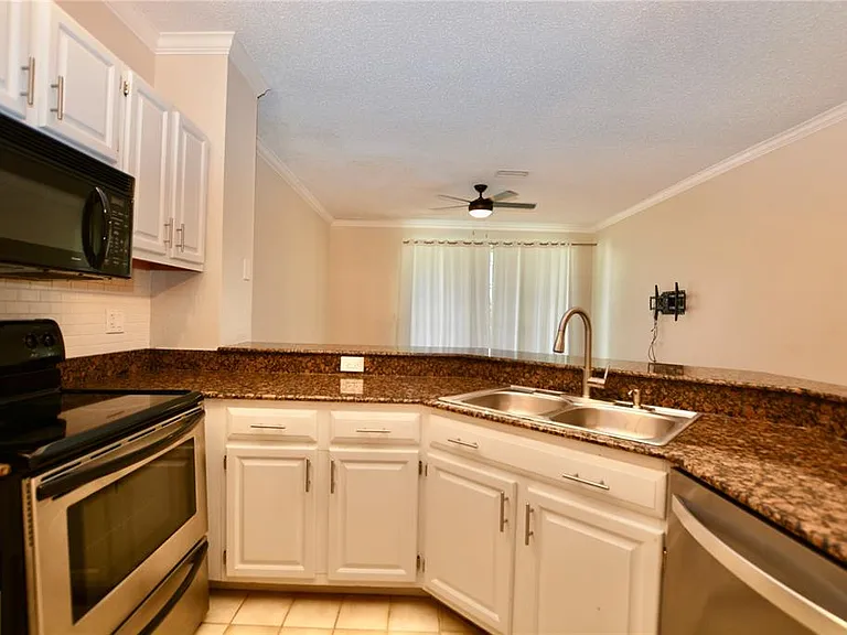 845 Normandy Trace Rd — Photo 7