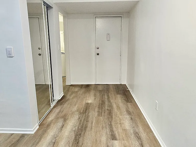 Vista Garden Apartments — Photo 6