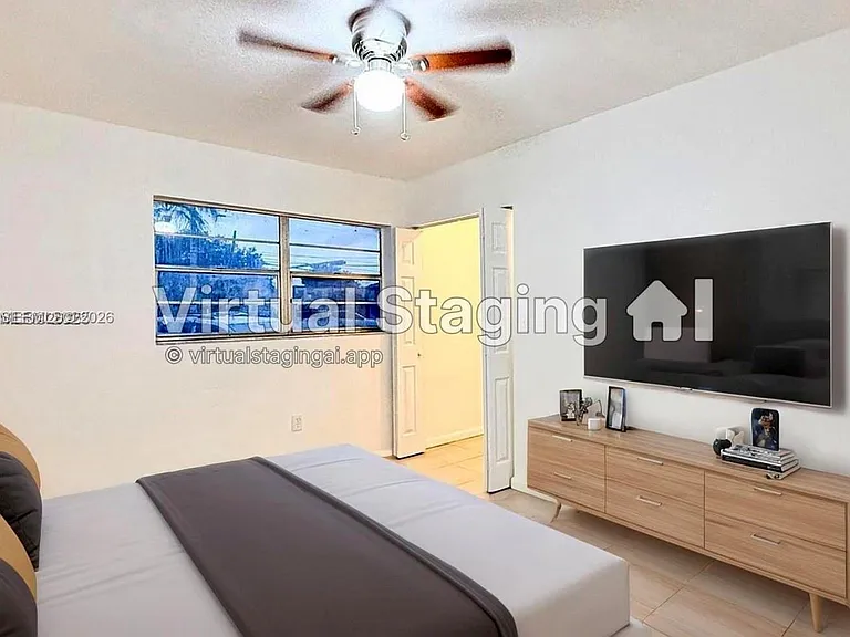 5100 SW 41st St #115 — Photo 7