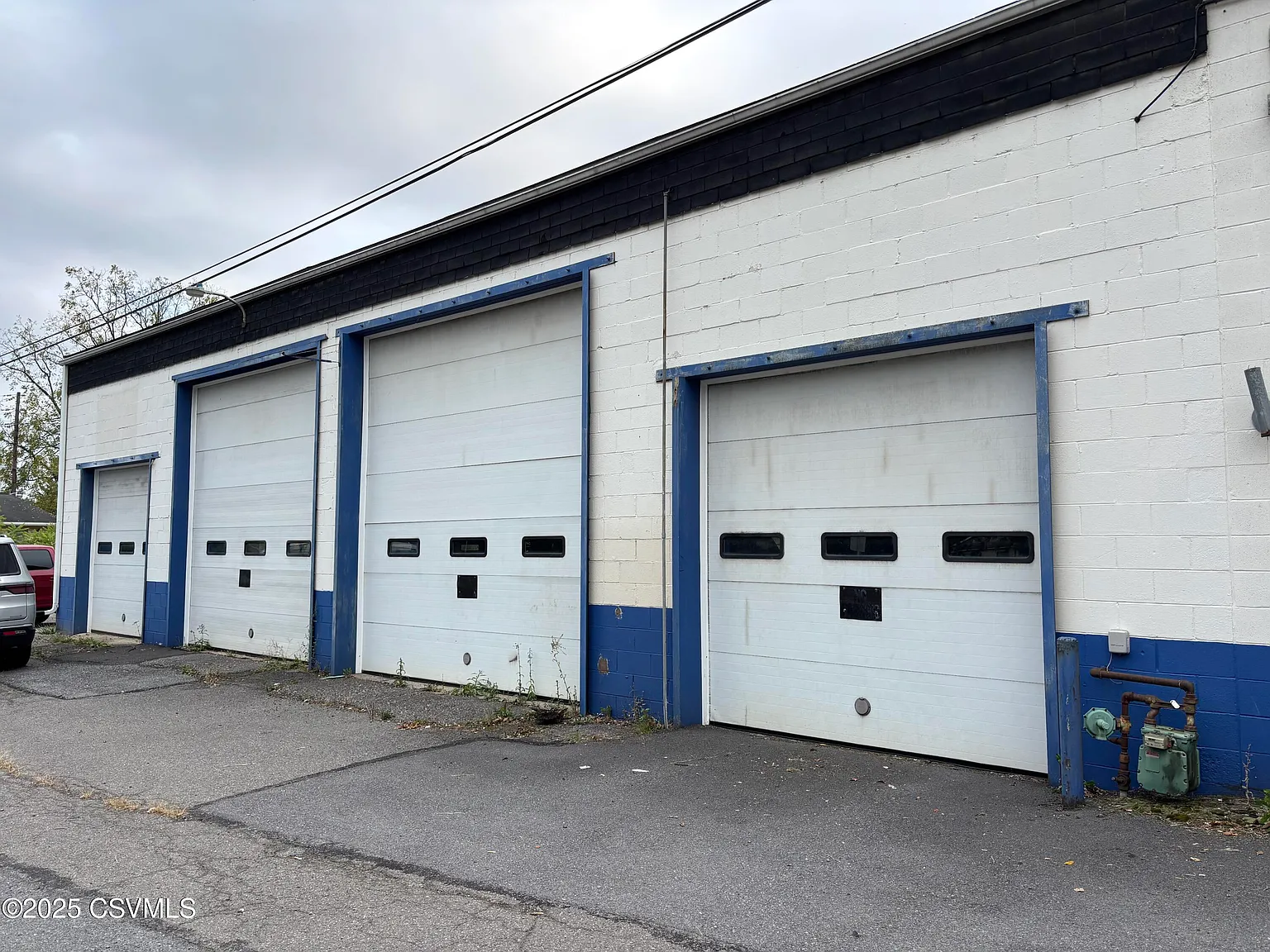 Studio, 2000 sqft, $3,500 — Photo 4