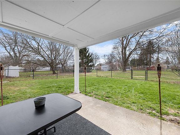 5th image of 6 Fairchild Rd