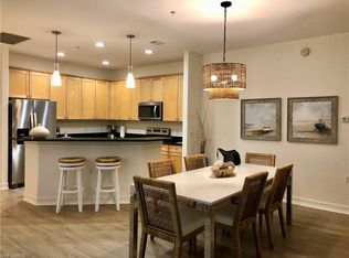 9126 Chula Vista St UNIT 12302, Naples, FL 34113
