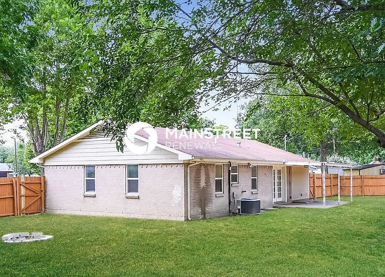 907 Edgefield Cir — Photo 16