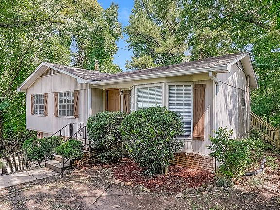 4th image of 5064 Darlene Dr