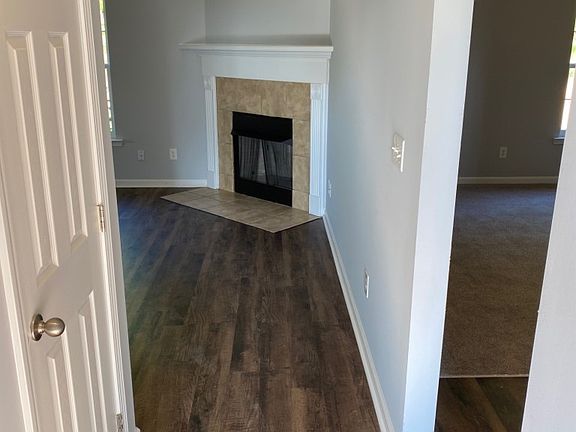 5th image of 15626 Hagler Dr