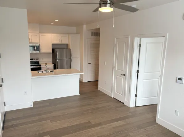 The Apartments at Santana Ranch