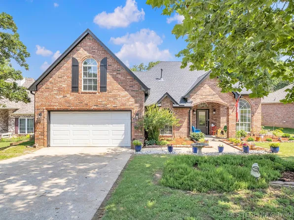 7413 W 39th St, Tulsa, OK 74107