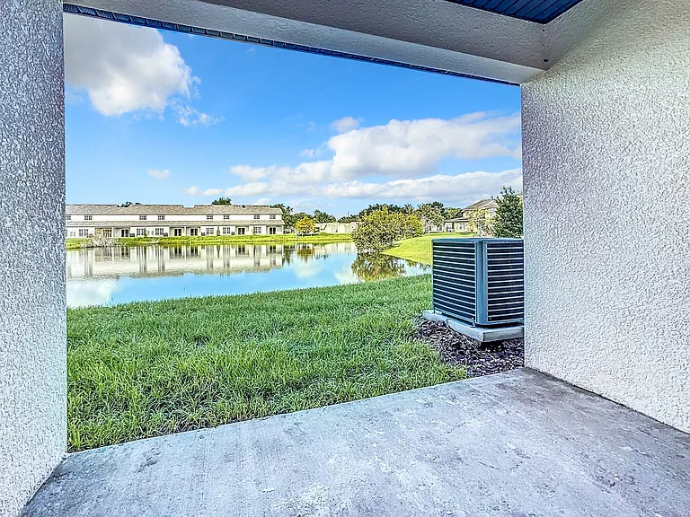 1711 Barton Towne Cir — Photo 49