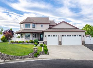 17709 E Windsor Ct, Greenacres, WA 99016