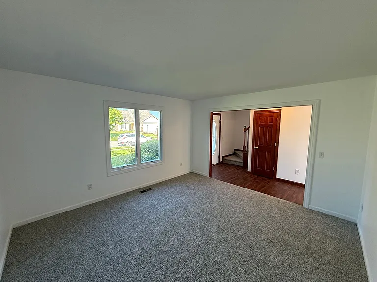 611 River Rock Pass — Photo 5