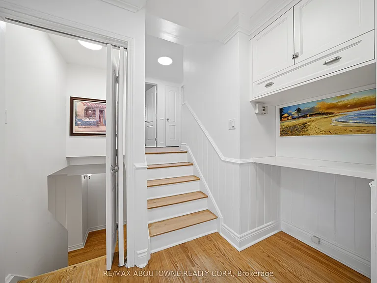 481 Anthony Dr — Photo 15