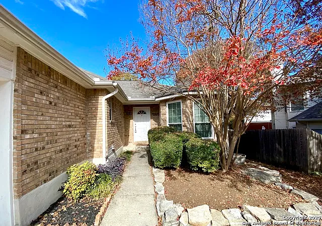 Building Photo - 6635 Shady Bend Dr
