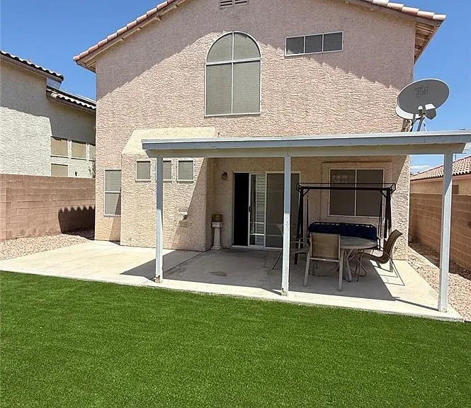 10087 Yellow Canary Ave — Photo 8