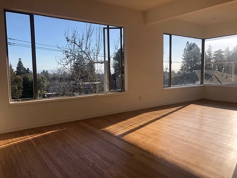 2450 Warring St #35B — Photo 9