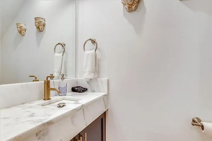 1823 Kalorama Rd NW #A — Photo 17