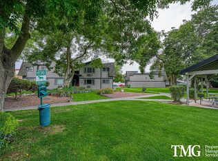 Crown Village Apartments, Kennewick, WA 99336