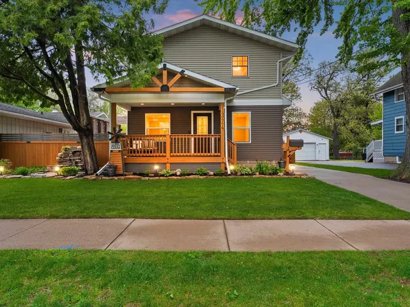 1324 W Rogers Ave, Appleton, WI 54914