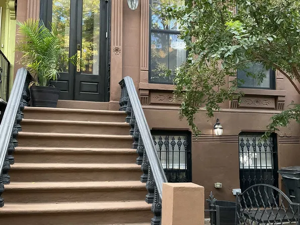 904 Lafayette Avenue image 1 of 19