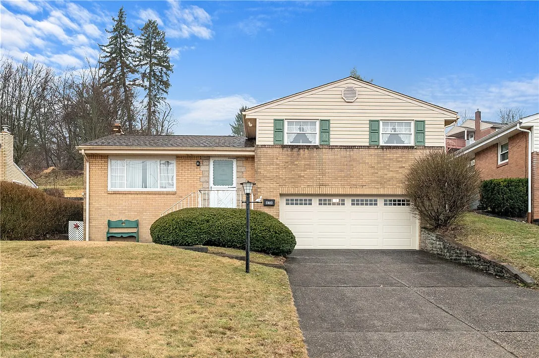 438 Diller Ave photo 1