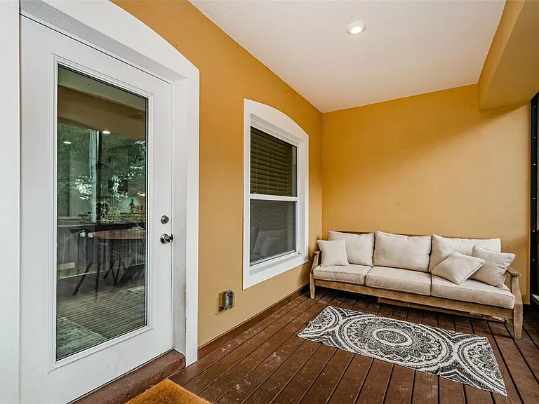 1954 Freedom Dr #1 — Photo 4
