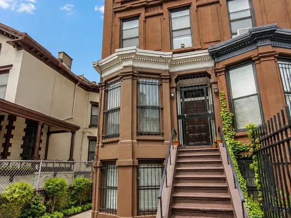 183 Lefferts Place image 1 of 24