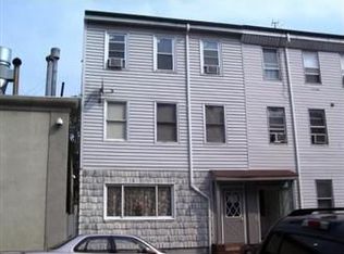 211 London St, East Boston, MA 02128
