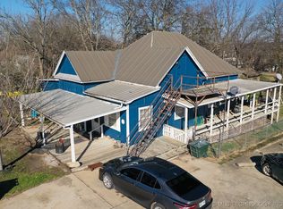 925 W 11th St, Sulphur, OK 73086