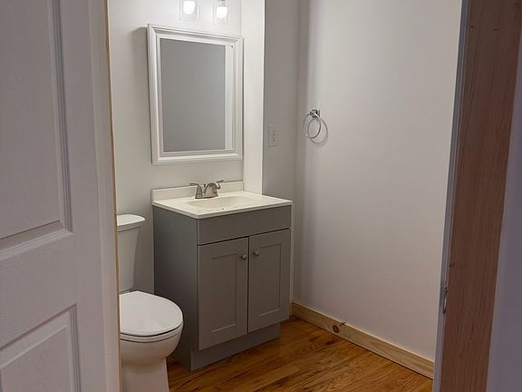 4th image of 325 Lafayette St Unit 2101