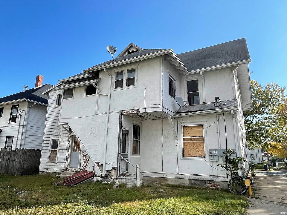 2nd image of 308 S Main St