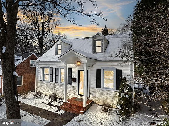 2nd image of 2838 Greenway Blvd