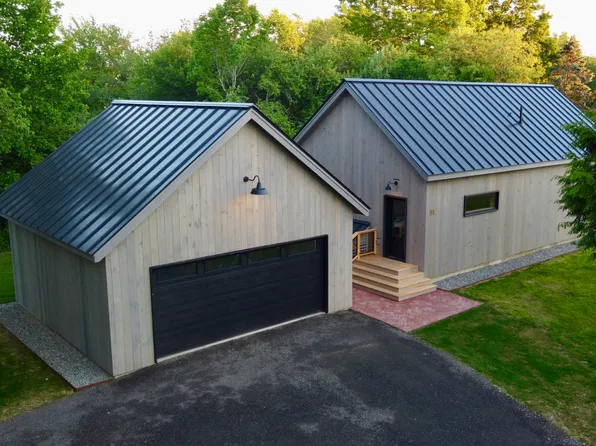 81 W Main Street, Stockton Springs, ME 04981