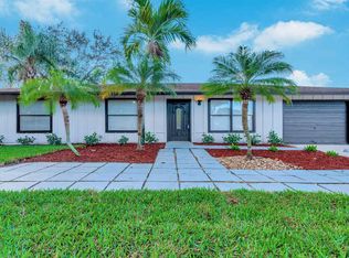 3390 Artesian Dr, Lake Worth, FL 33462
