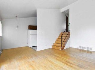 423 W Stone Ave APT B, Addison, IL 60101