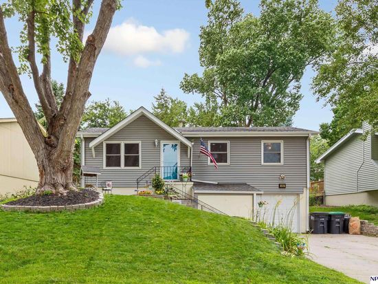 4656 N 127th St, Omaha, NE 68164