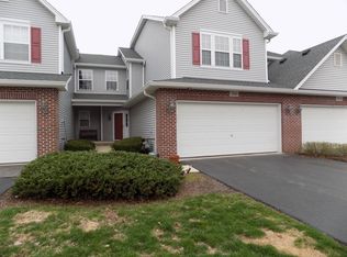 366 Ridge Rd #366, North Aurora, IL 60542