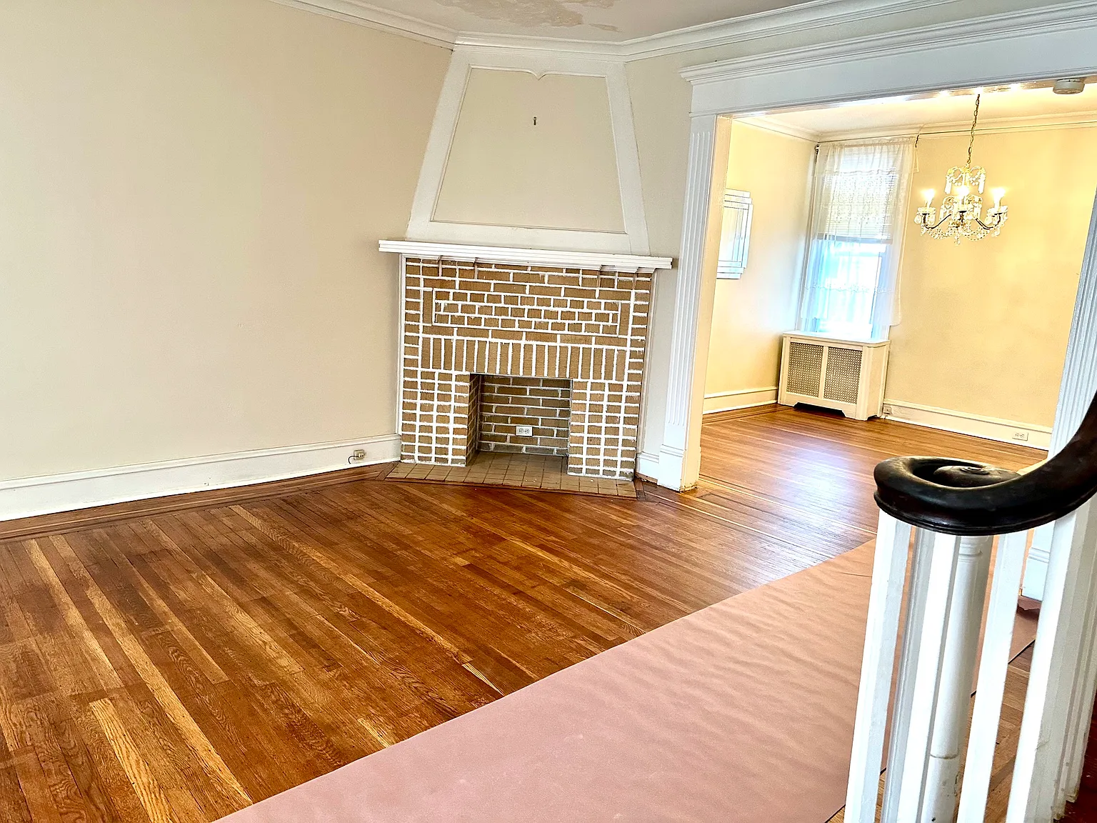 3 bed, 1312 sqft, $1,900 — Photo 2