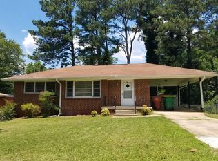 692 Patricia Dr, Forest Park, GA 30297